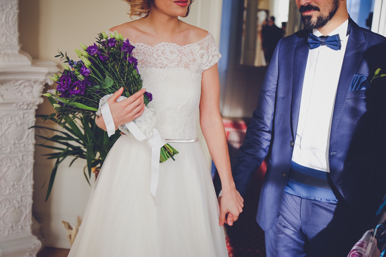 bouquet, boutonniere, details, floral, florist, groom, bride, wedding 